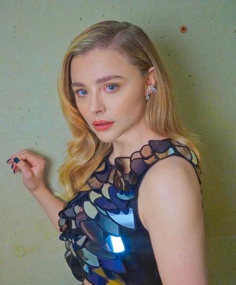 Chloe Grace Moretz Nude Photos & Naked Sex Videos